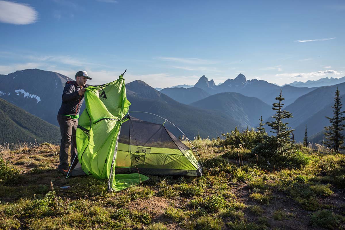 What is a Good Weight for a Hiking Tent